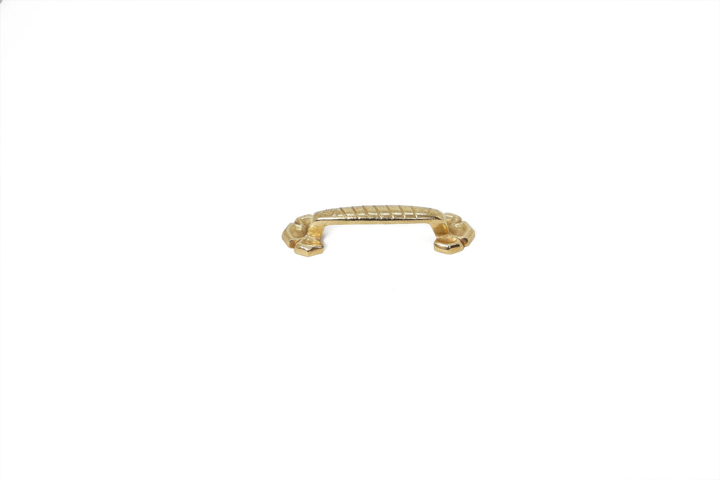 Lush Bloom Brass Pull – Botanical Elegance in Brass Form