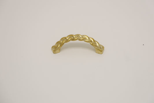 Fairy Knots Brass Pull – Whimsical Elegance in Every Curve