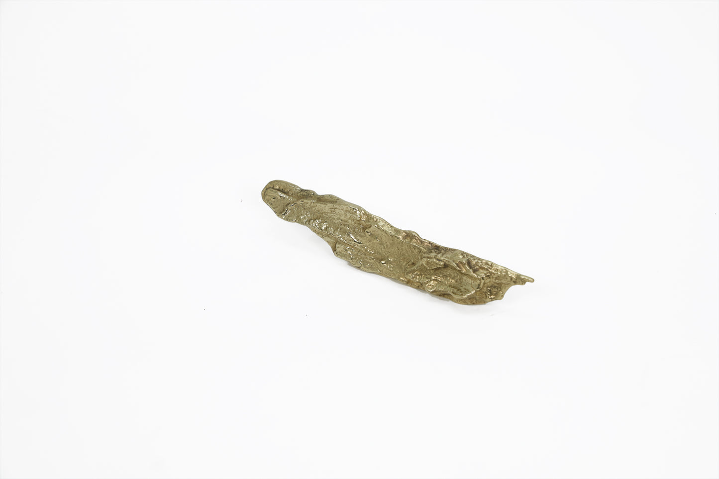 Oakbark Detail Pull – Brass Cabinet Handle | The Bespoke Crafts