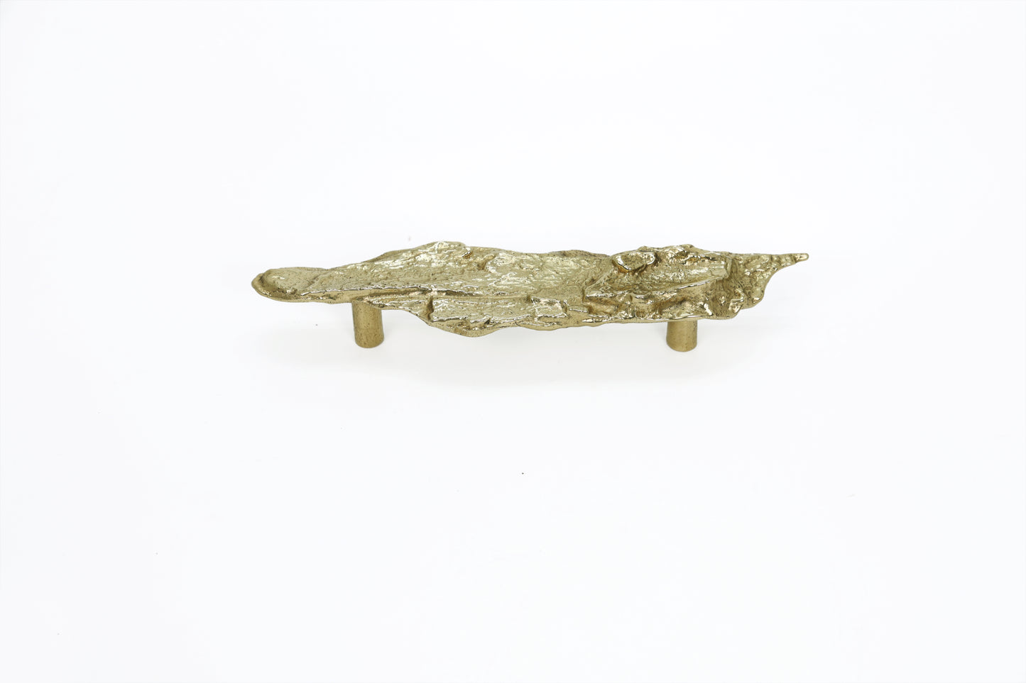 Oakbark Detail Pull – Brass Cabinet Handle | The Bespoke Crafts