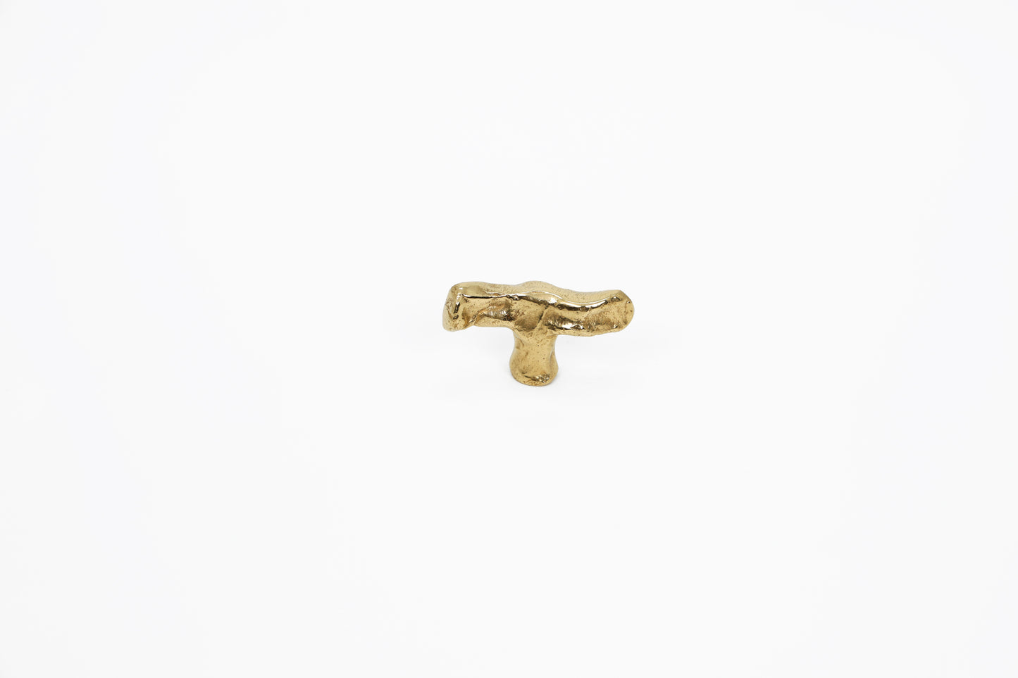 Brass Furniture Knobs – Durable Pulls for Modern Interiors
