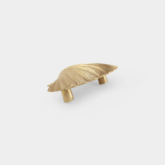 Sorel Pull – A Statement of French Elegance and Sculptural Design
